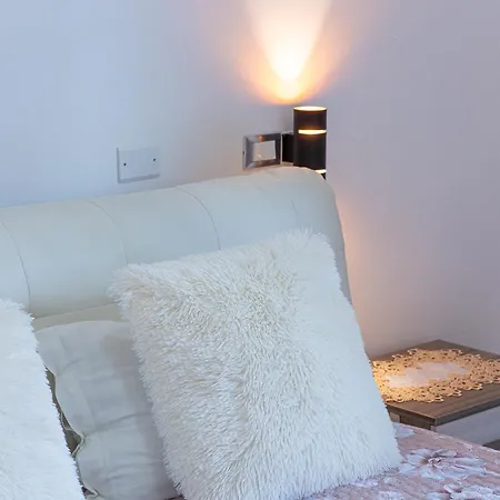 Perla Etrusca By In Rome Apartment